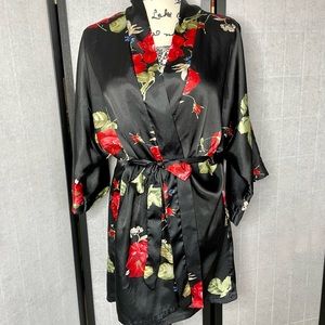 Vintage inspired kimono dressing robe